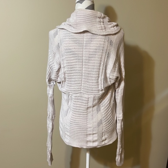 Tan Banana Republic Cardigan - Picture 5 of 6
